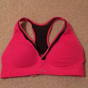 VS Sports Bra - 36B